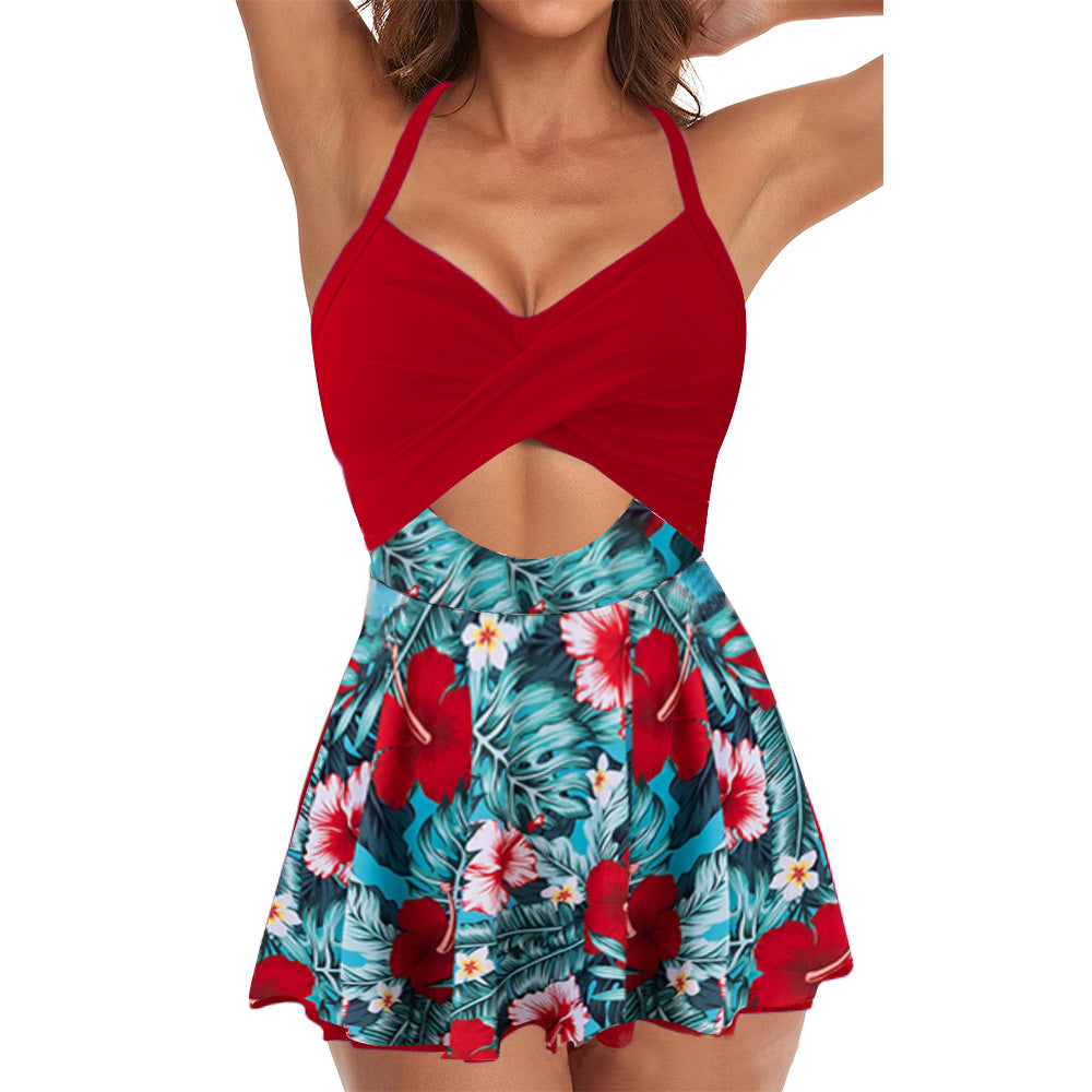 Cutout Swimsuit for a Flattering Figure – Effortless Style and Confidence