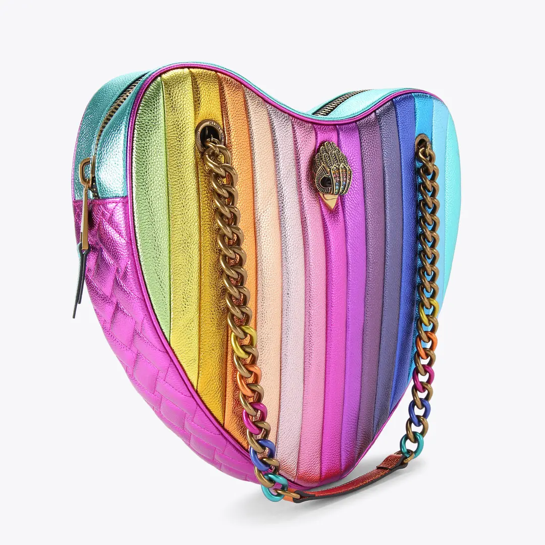 Attract Attention Instantly with Bold Elegance and Generous Style