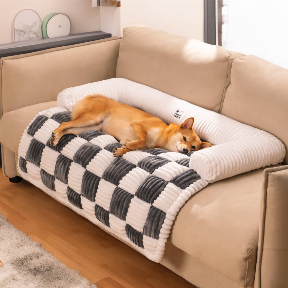 Transform Your Sofa into a Scratch-Resistant Cozy Paradise for Pets!