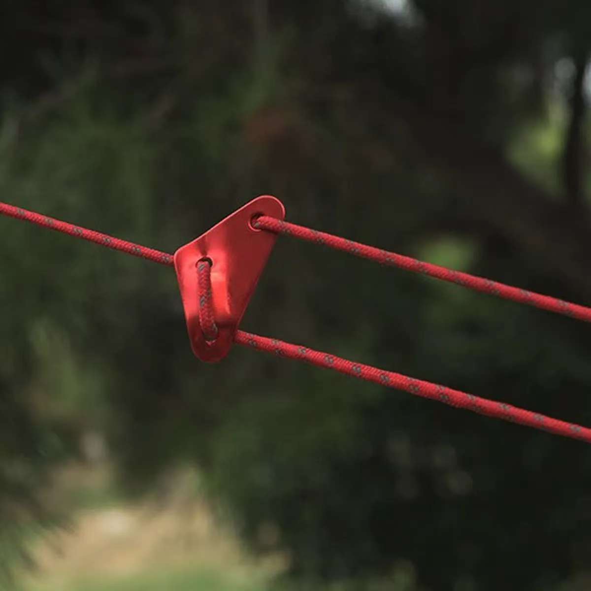 12-Pack Triangle Tensioners for Aluminum Rope