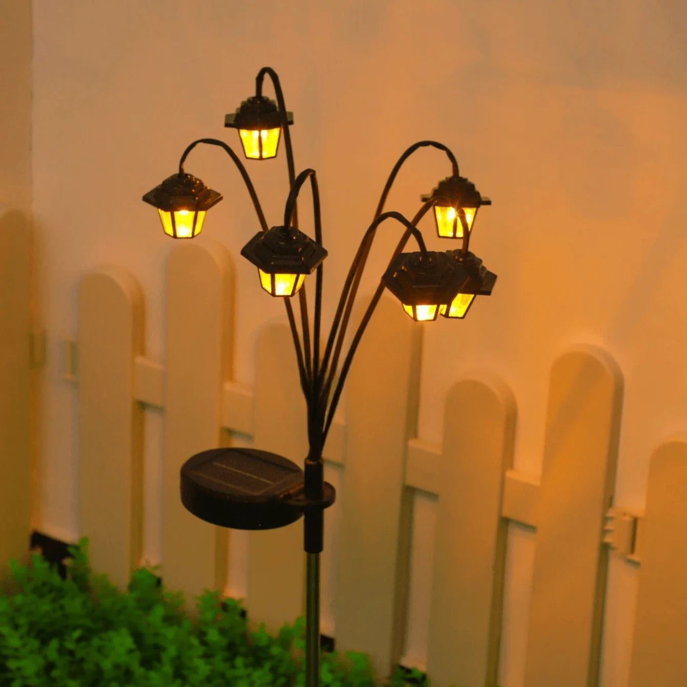 Transform Your Garden into a Warm, Wireless Light Oasis