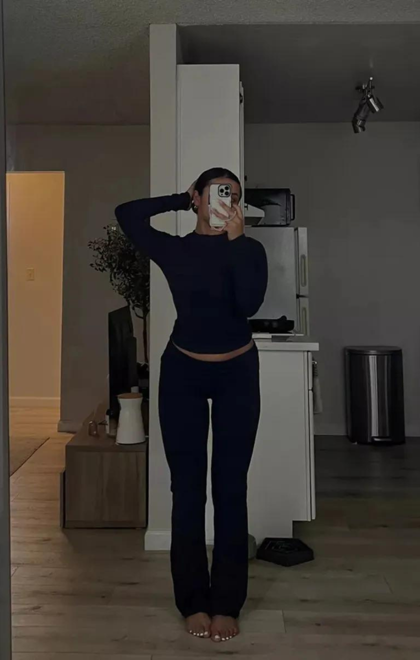 SolaraEase™ — Wrap Yourself in Feather-Light Comfort That Moves With You