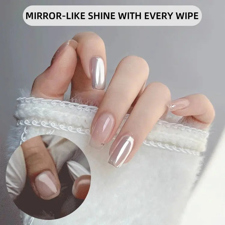Nail Polish for Irresistible Mirror Shine and Radiant Appearance