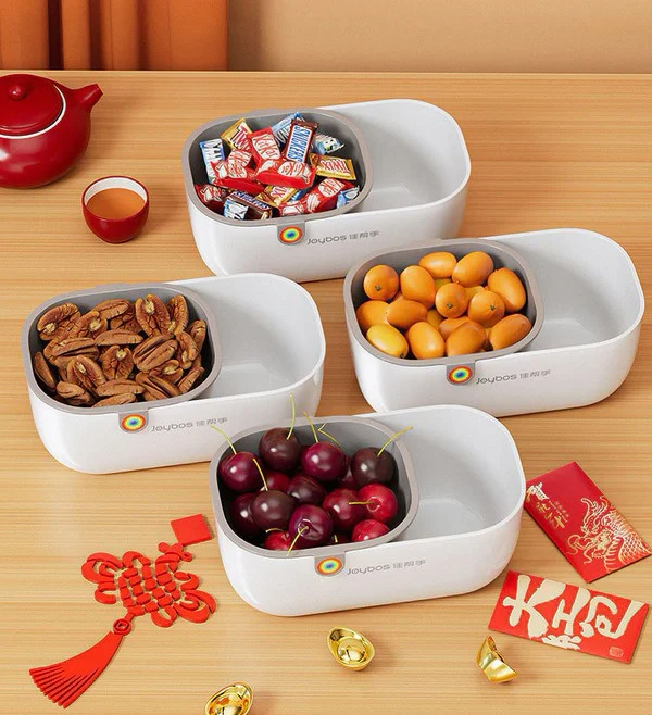 Snack Sphere - Perfect Snack Enjoyment Without Crumb Chaos