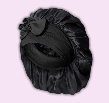 Wake Up with Smooth, Frizz-Free Hair Every Morning – Silk Pillowcase