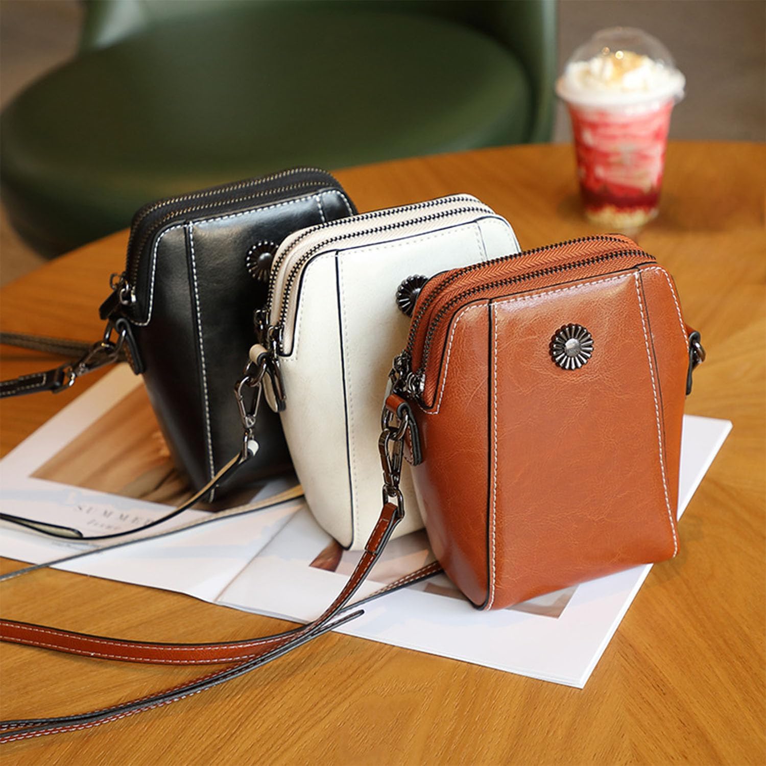 VeraLoft™ Crossbody — Effortless Style and Freedom to Move Hands-Free