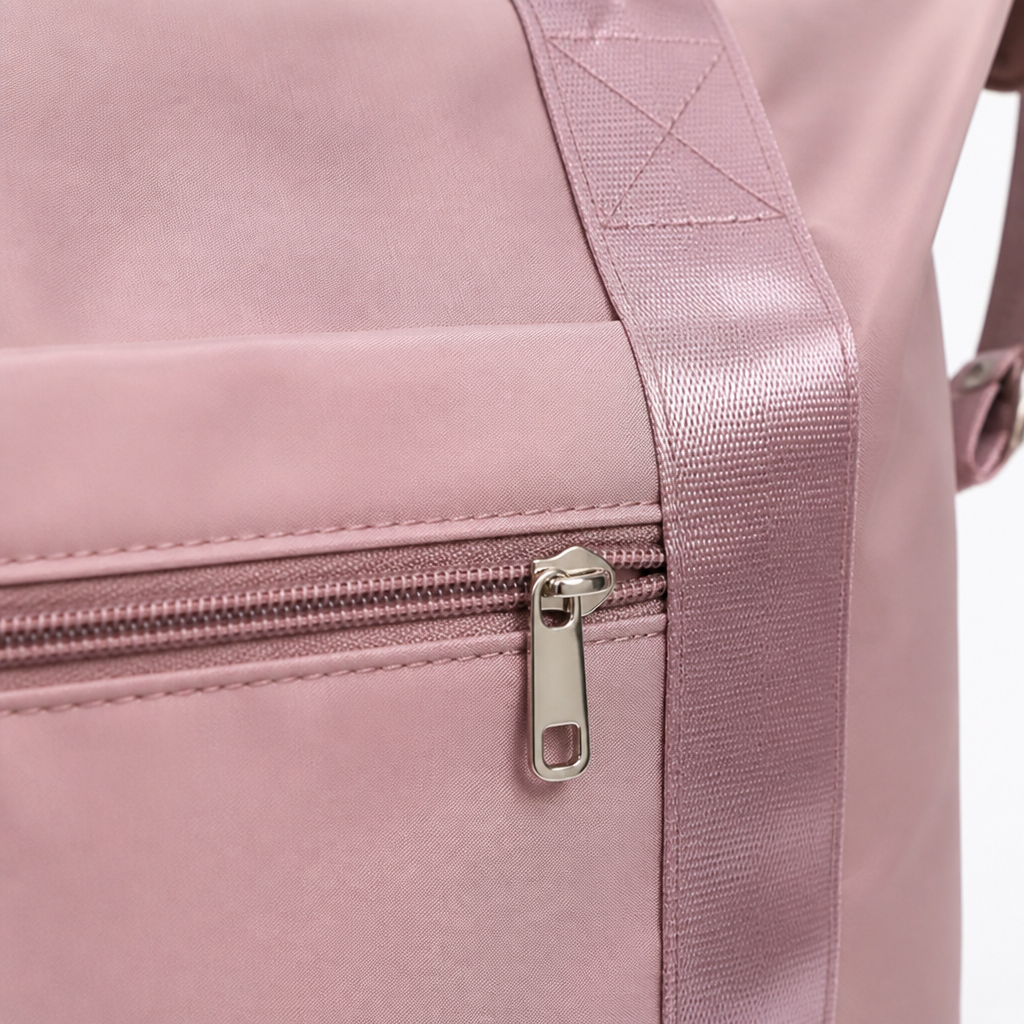 VastroFlex™ — Effortless Packing Freedom That Never Lets You Down