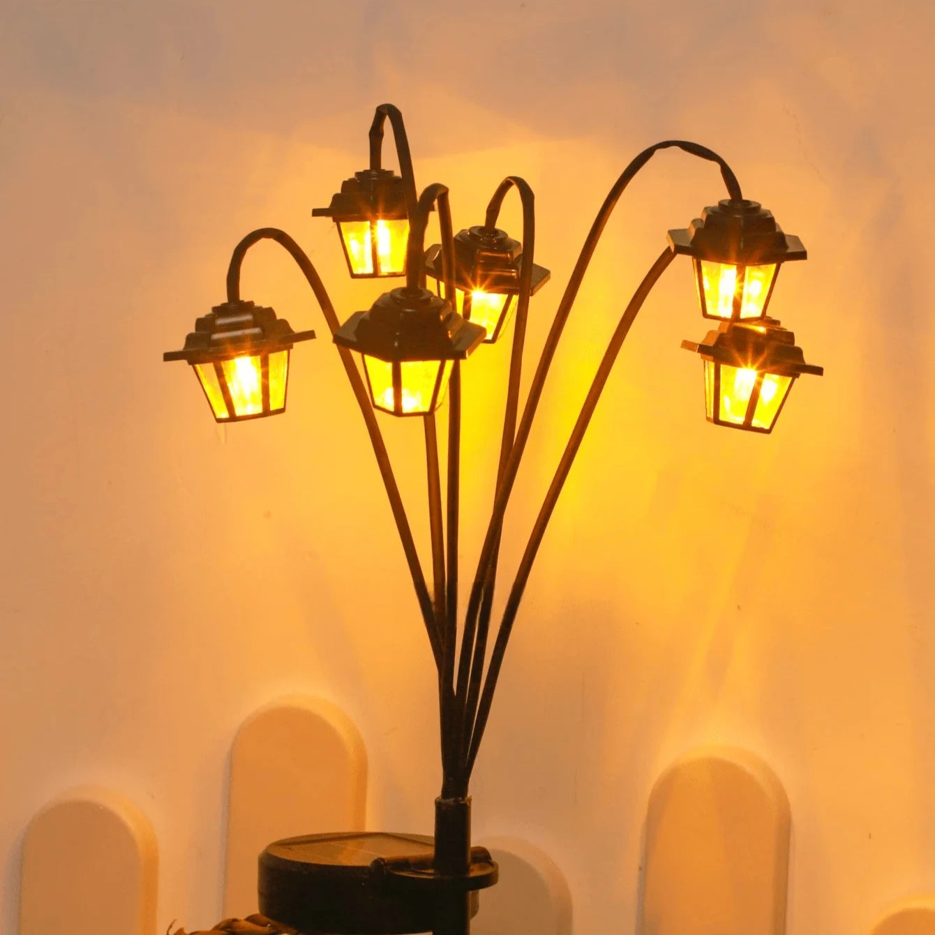 Transform Your Garden into a Warm, Wireless Light Oasis