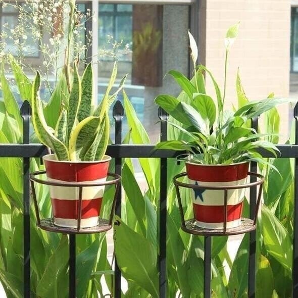 Plant Hanging Shelf for Balcony Dreams – Stable Support Solution