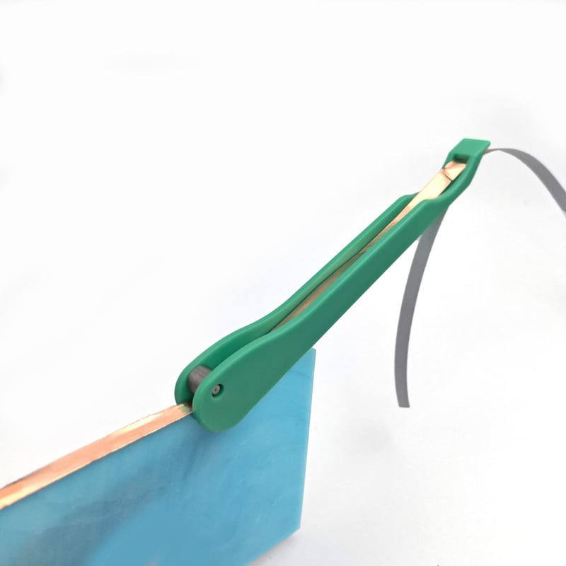 GlideWrap™ — Effortless Foiling for Flawless Glass Art Every Time