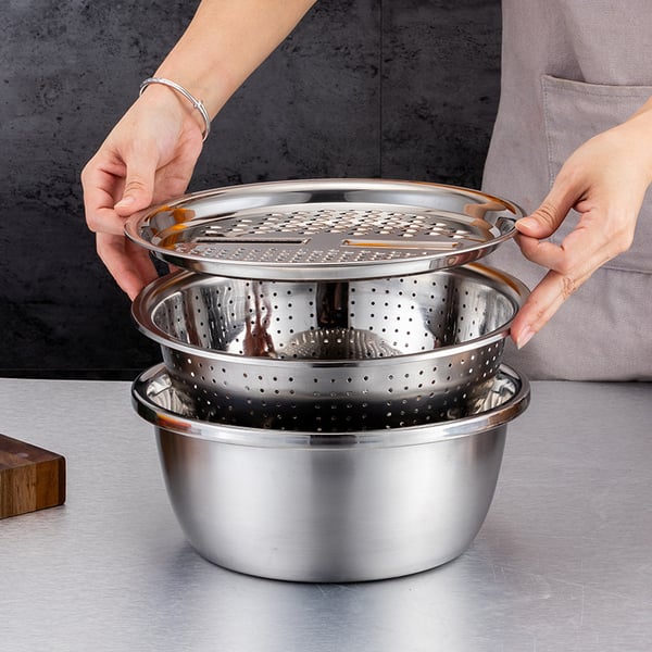 3-Piece Mixing Bowl Set in Stainless Steel with Grater and Sieve