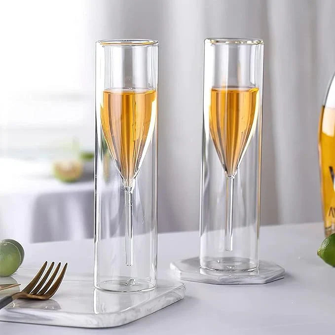 Crystal glasses with levitating effect for champagne