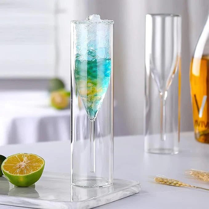 Crystal glasses with levitating effect for champagne