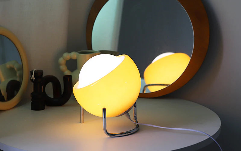 Retro Style Spherical Table Lamp with Warm LED Illumination