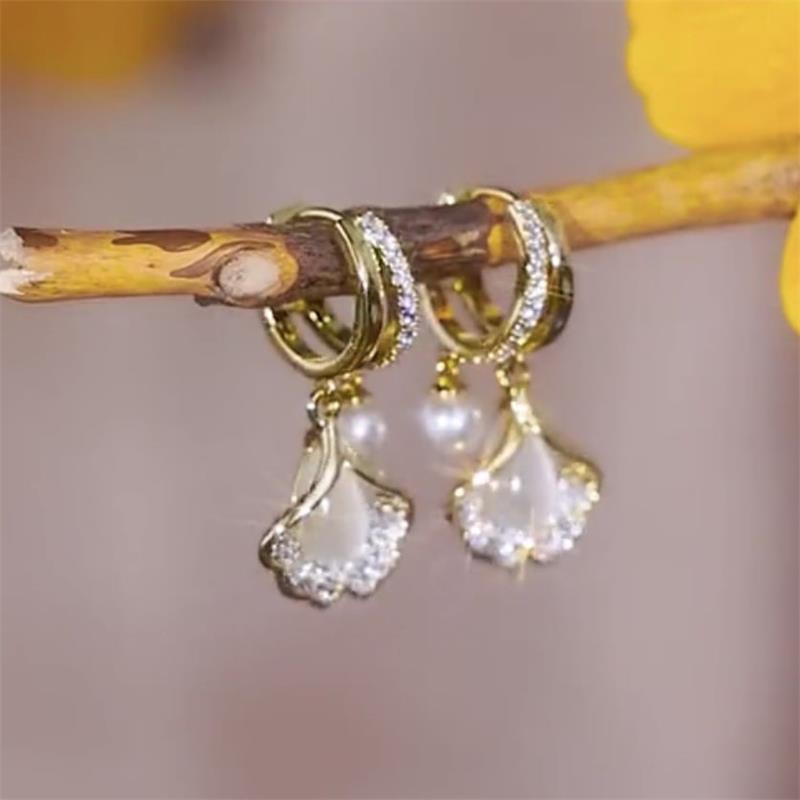 Pain-Free and Radiantly Beautiful All Day Long!