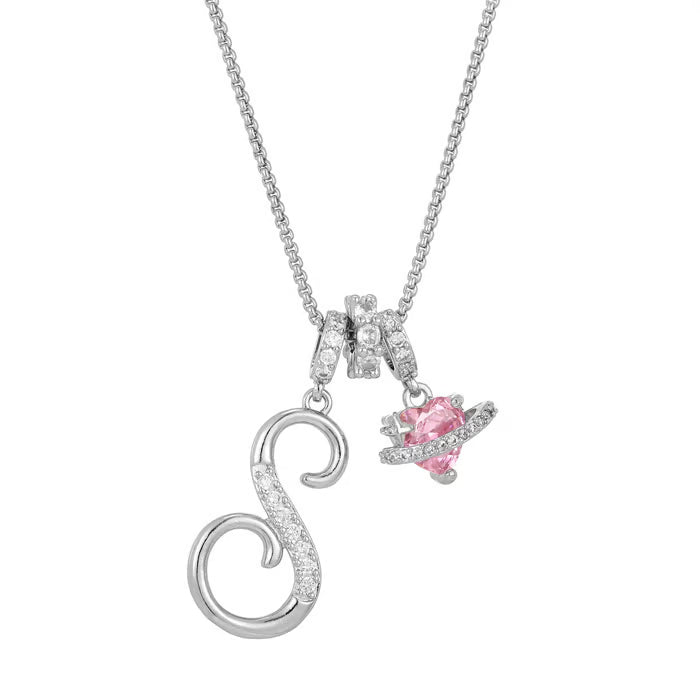 Personalized Initial Necklace – Add Style and Confidence