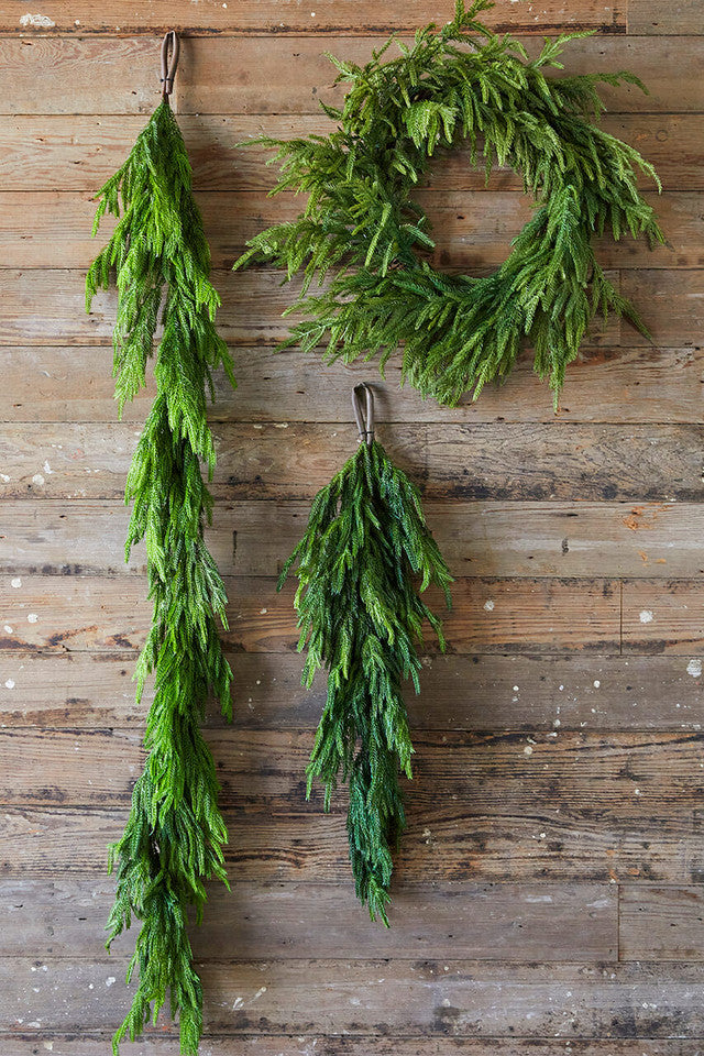 Everpine Charm™ Garland — Wrap Your Home in Cozy, Lush Holiday Magic