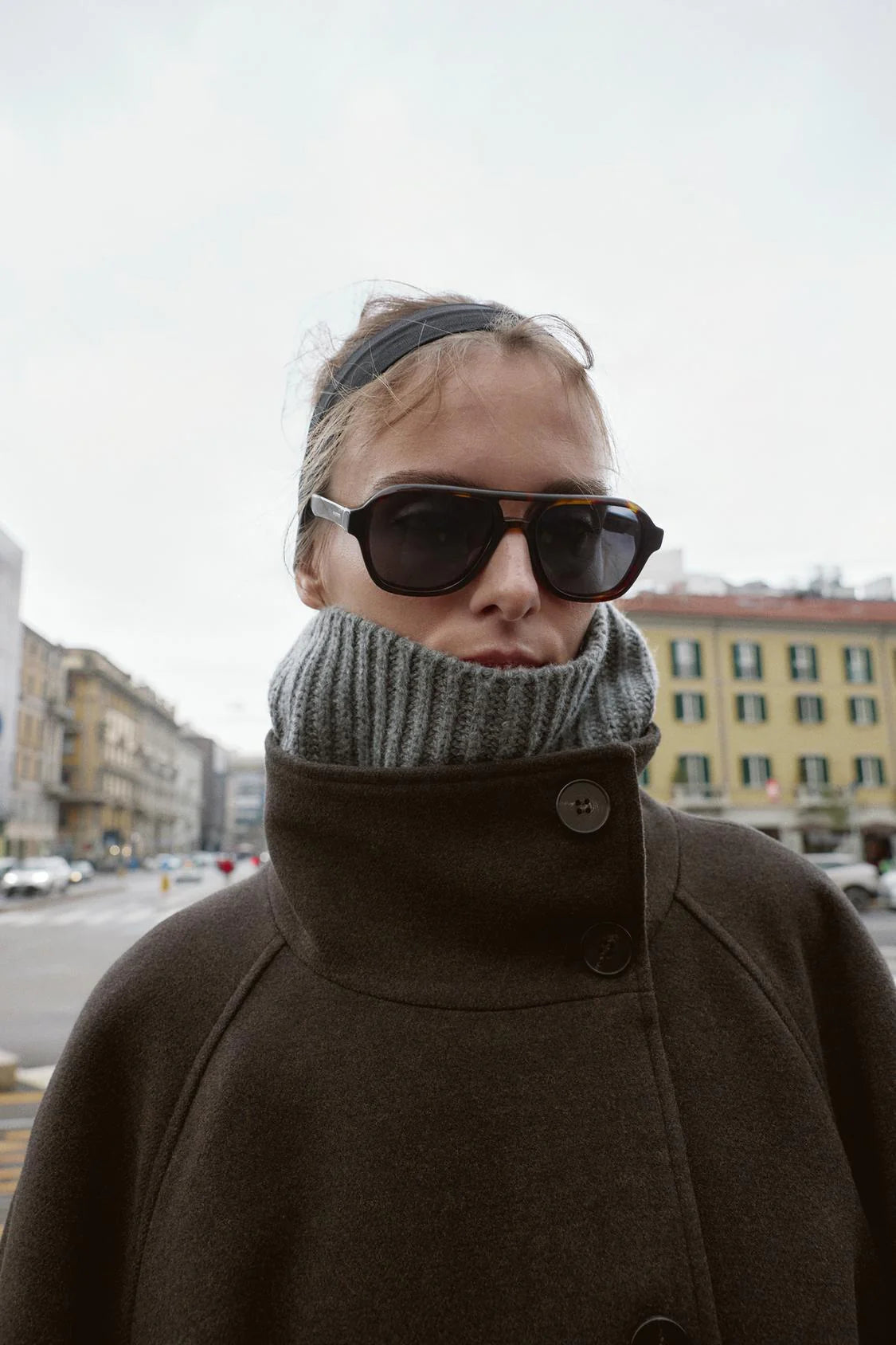 Luxaira™ Wool Coat — Shape Your Warmth with Sleek Confidence Every Day