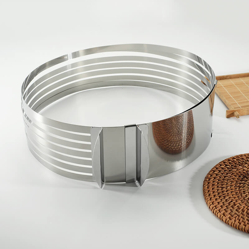 SliceCraft — Perfect Cake Layers That Everyone Will Admire