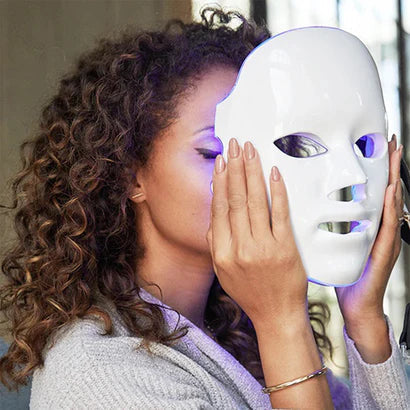 RadiantWave™ Mask — Unlock Your Skin’s Natural Glow with Effortless, Spa-Quality Care