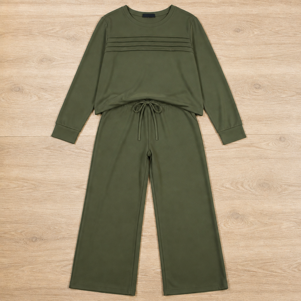 LuxeLoom™ – Relaxed Pleated Lounge Set with Wide-Leg Drawstring Pants