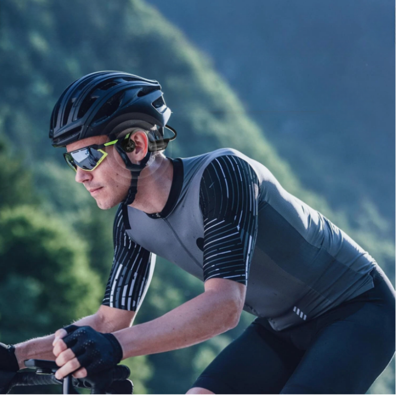 Wireless Bone Conduction Headphones for Enhanced Mobility