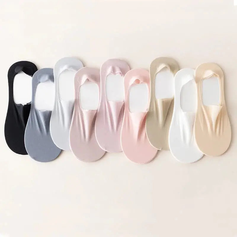 GlideNest™ — Stay Invisible and Slip-Free with All-Day Cloud-Like Comfort