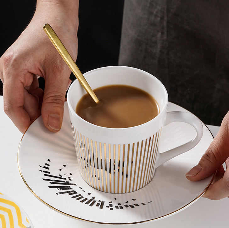 VivaLume™ Cup — Ignite Your Creativity with Every Mesmerizing Sip