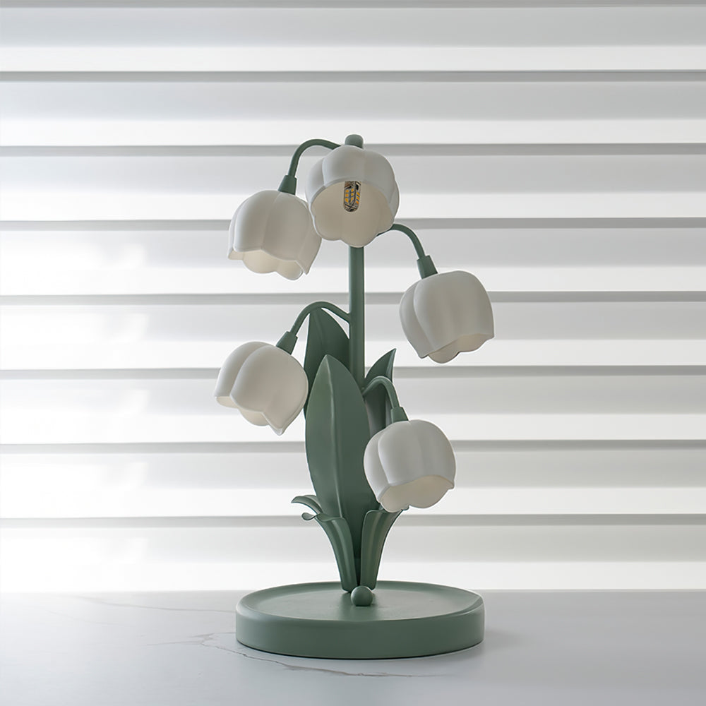Table lamp with a bell orchid