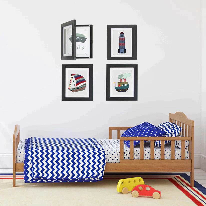 Picture frames for children's drawings