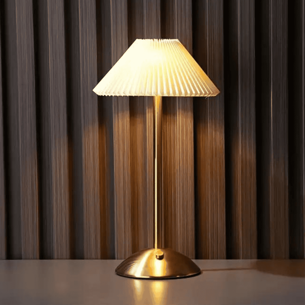 GlowLight | Modern and Wireless Table Lamp