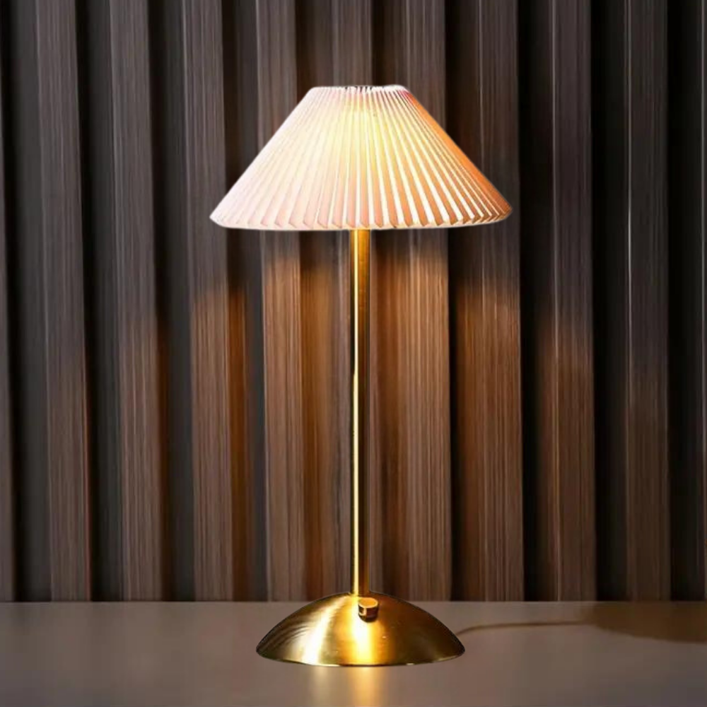 GlowLight | Modern and Wireless Table Lamp