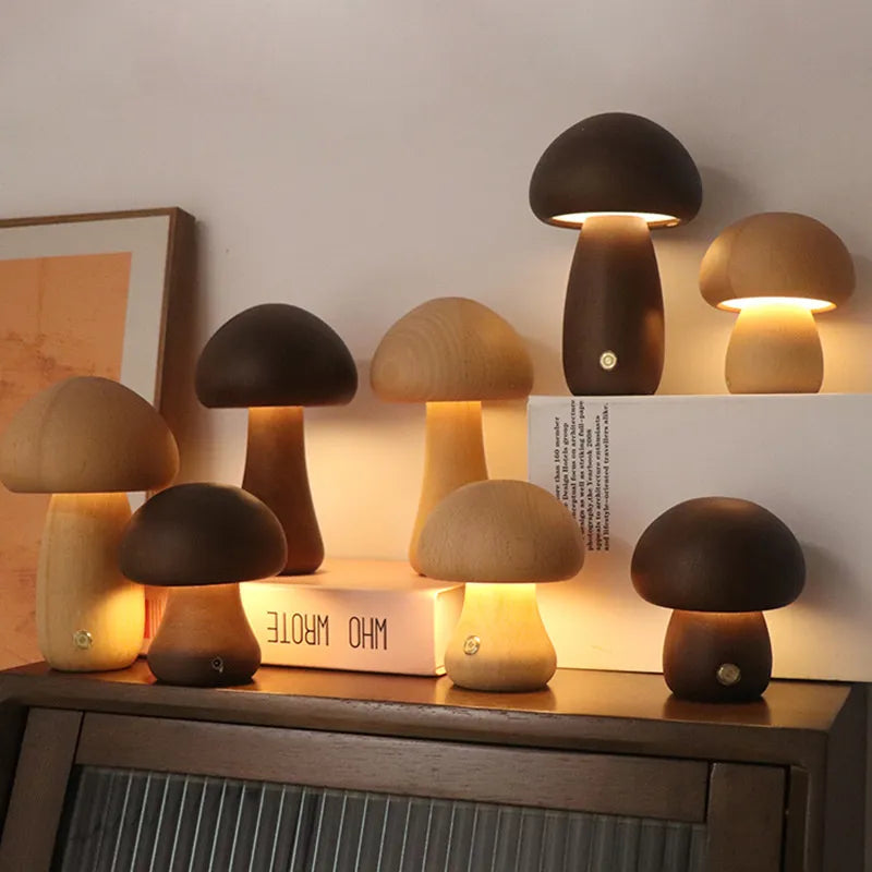 GloedGilde - Elegant Table Lamp in Mushroom Style