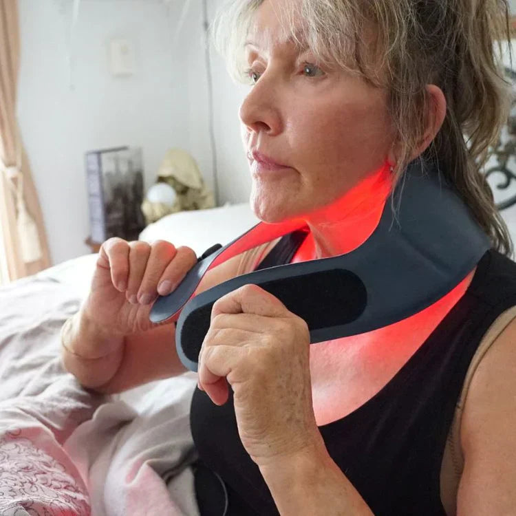 Neck-Worn Portable Red Light Therapy Device for Hands-Free Use