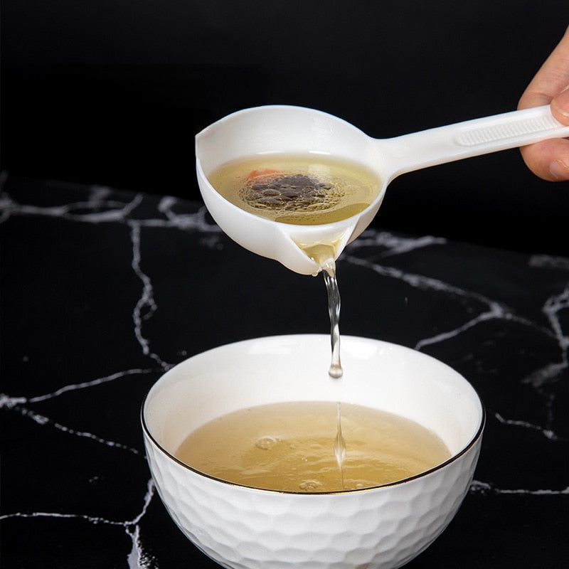Cooking Oil Separator Spoon – Effortlessly Strain Fat and Liquids from Soups and Sauces