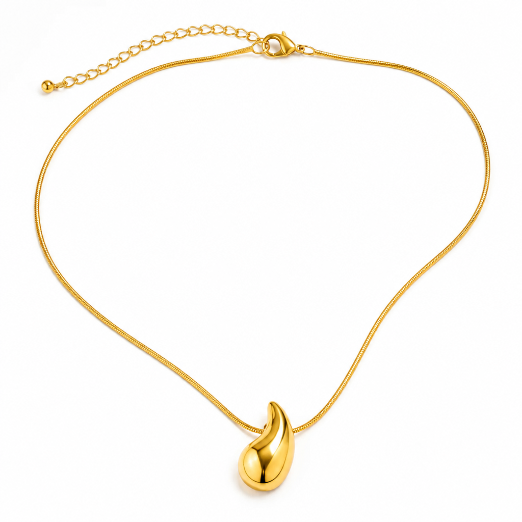 LumaVera™ – Sculpted Teardrop Gold Pendant Necklace
