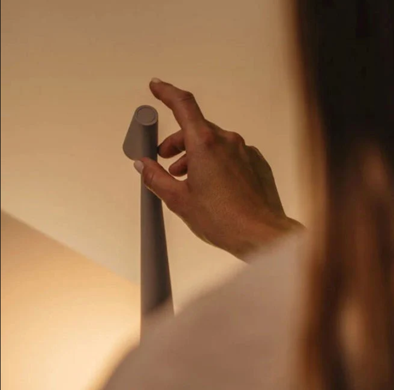 Nordic Minimalist Design Mood Lamp | Wireless | LED | Reading Lamp | Desk Lamp