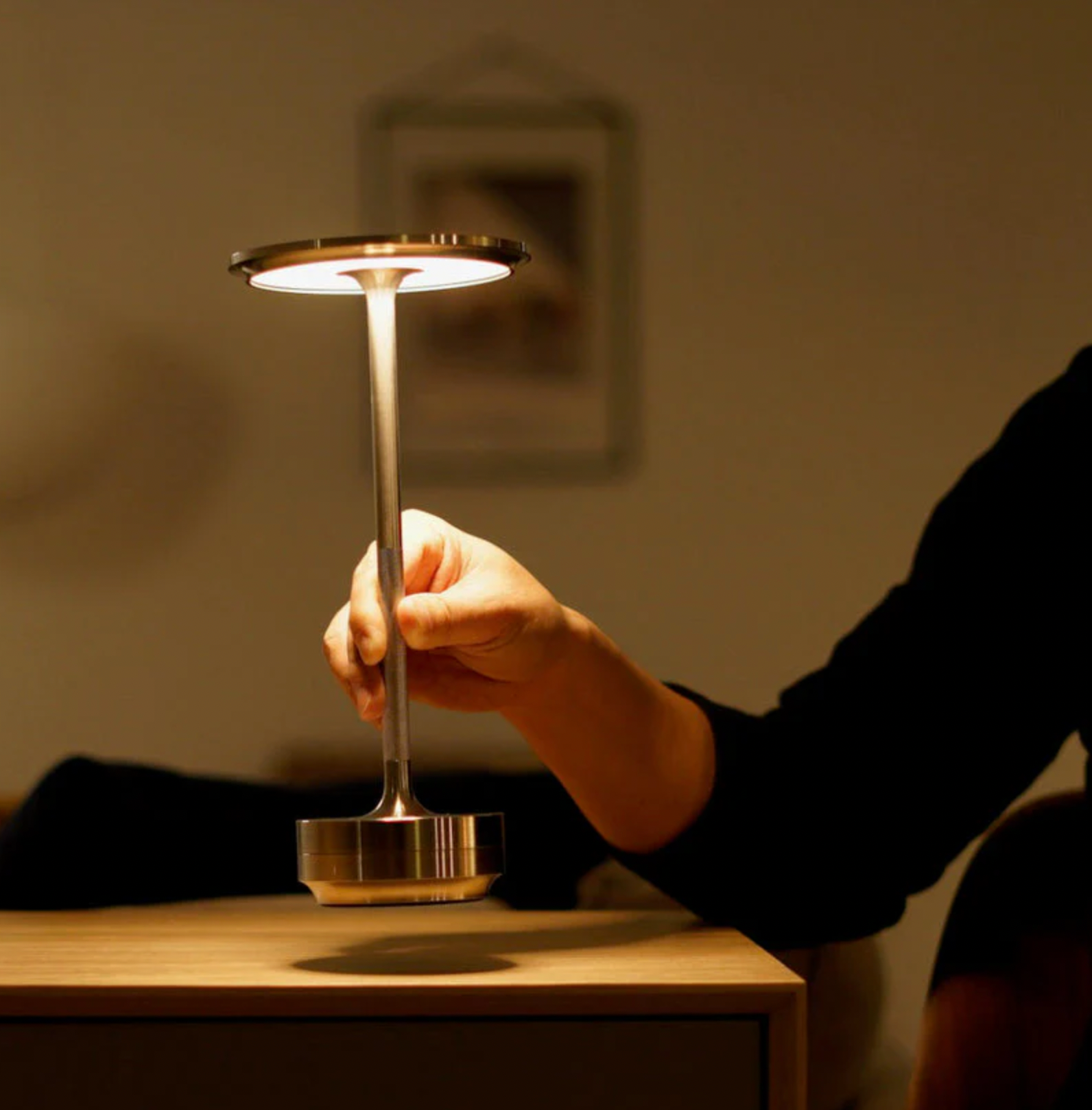 LuminaLux - Wireless Design Lamp | USB Rechargeable | Touch Control | Table Lamp | Mood Lighting