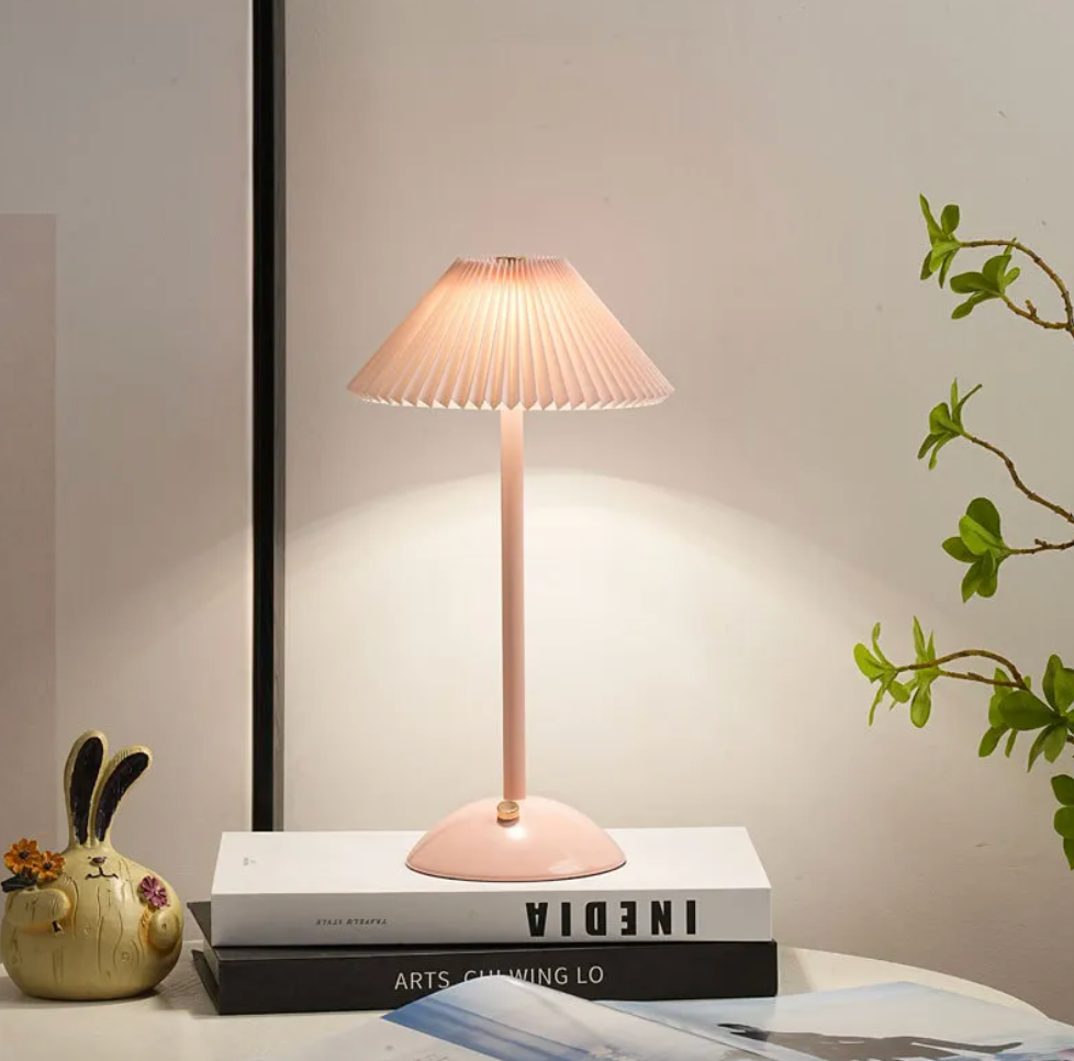 Wireless Modern Table Lamp with USB Charging Function LumiFold - Dimmable in 3 Steps | Bedside Lamp | Living Room