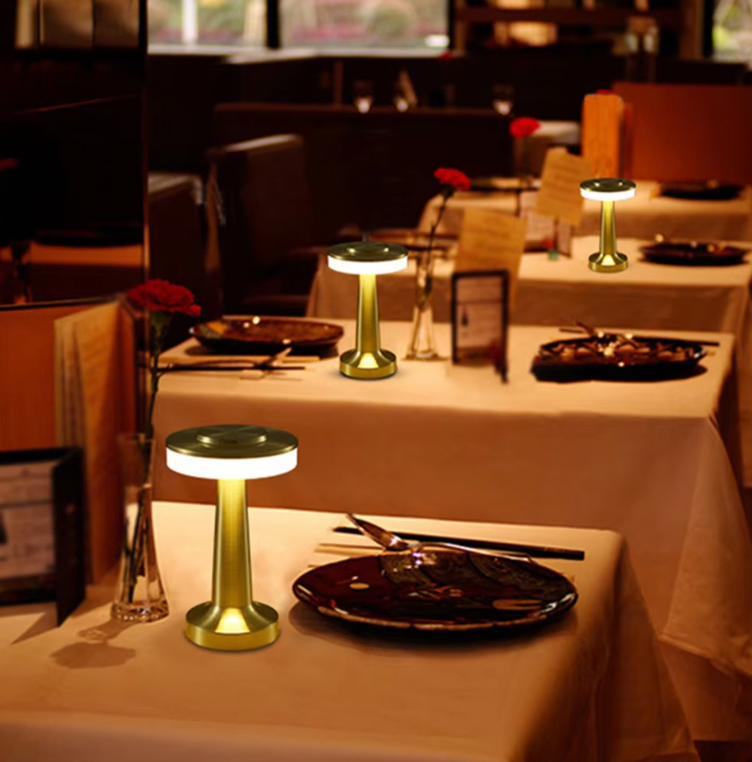 Wireless LED Battery Table Lamp LuxeLamp - Dimmable via Touch - Gold