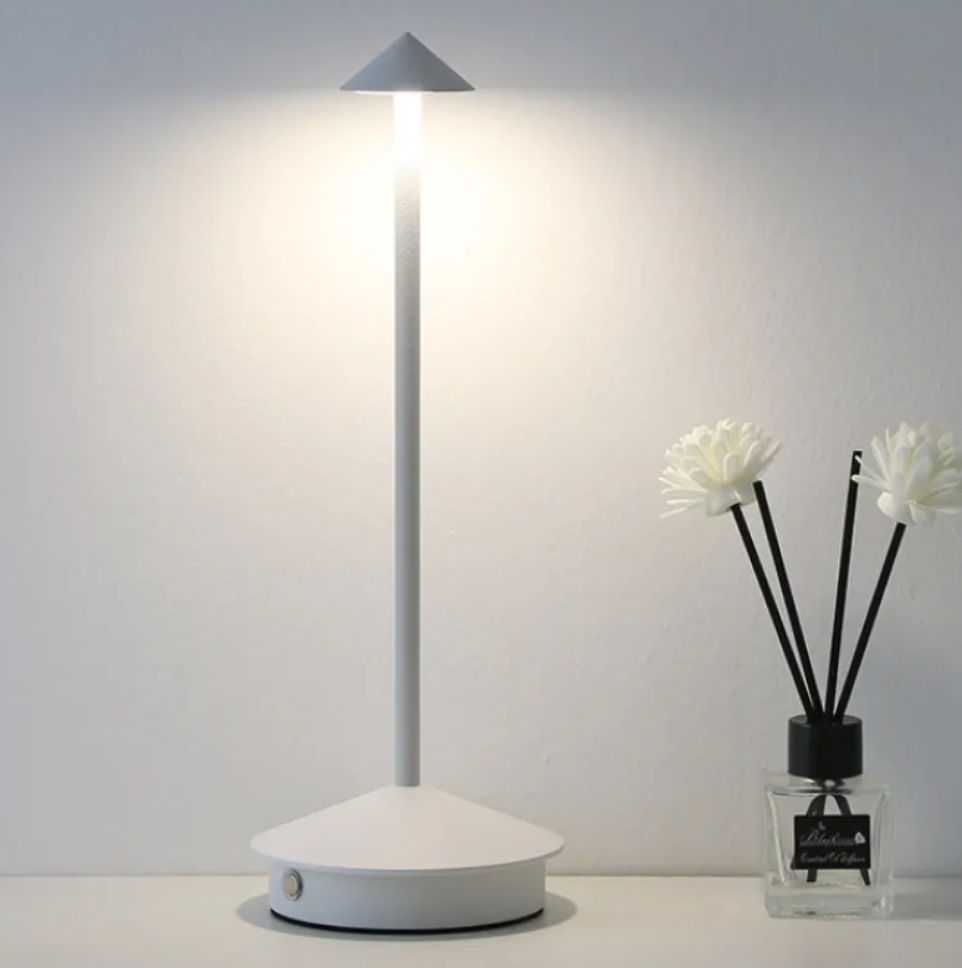 Modern Minimalist LED Table Lamp LumiGlow - USB | Dimmable | Reading Lamp | Bedside Lamp