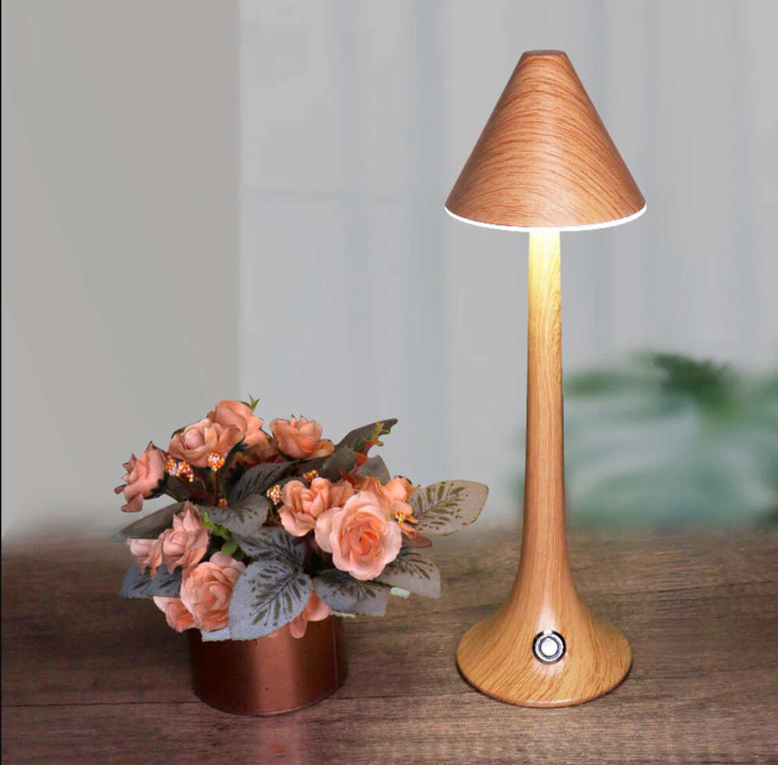 GlowWood - Elegant wireless LED wood table lamp with integrated battery
