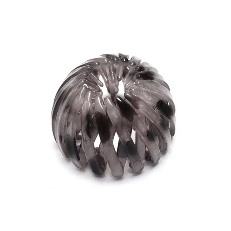 HaloTwist™ — Effortless, Pain-Free Updos That Protect and Empower Your Hair All Day