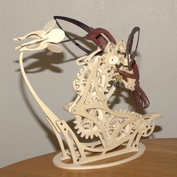 Transform Your Home with the Enchanting Dance of a Lifelike Hummingbird