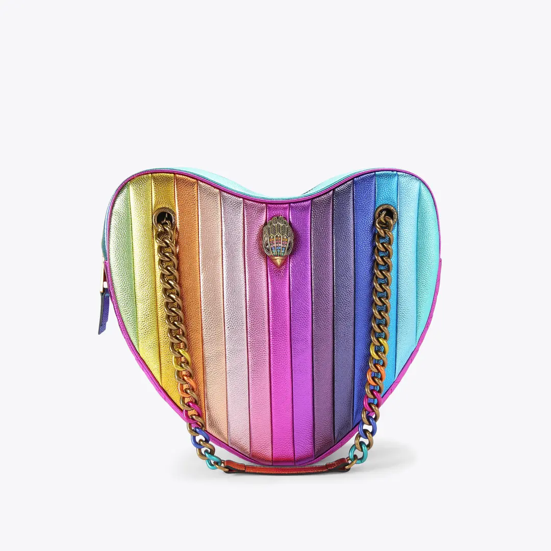 Attract Attention Instantly with Bold Elegance and Generous Style