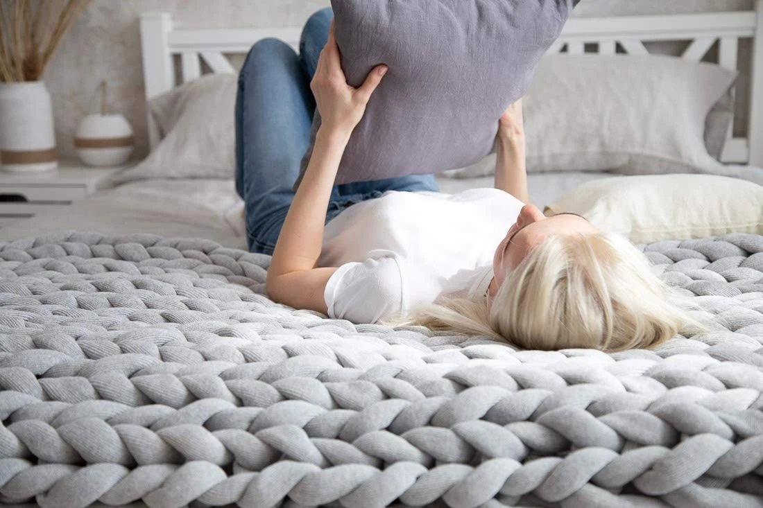 Microsuede Blanket – Experience Cozy Comfort and Warmth