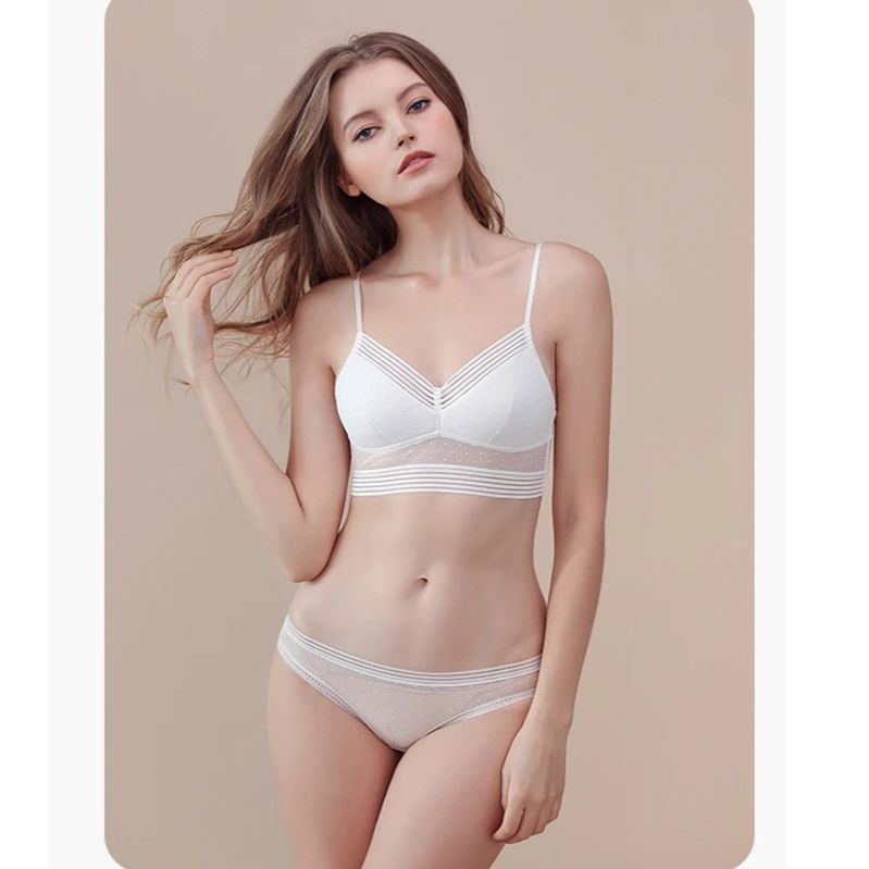 Velvessa™ — Unseen Lift and Comfort That Sets You Free to Flaunt Your Backless Beauty