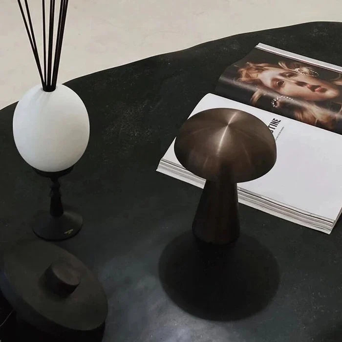 Shroom-Style Table Lamp – Wireless and Rechargeable