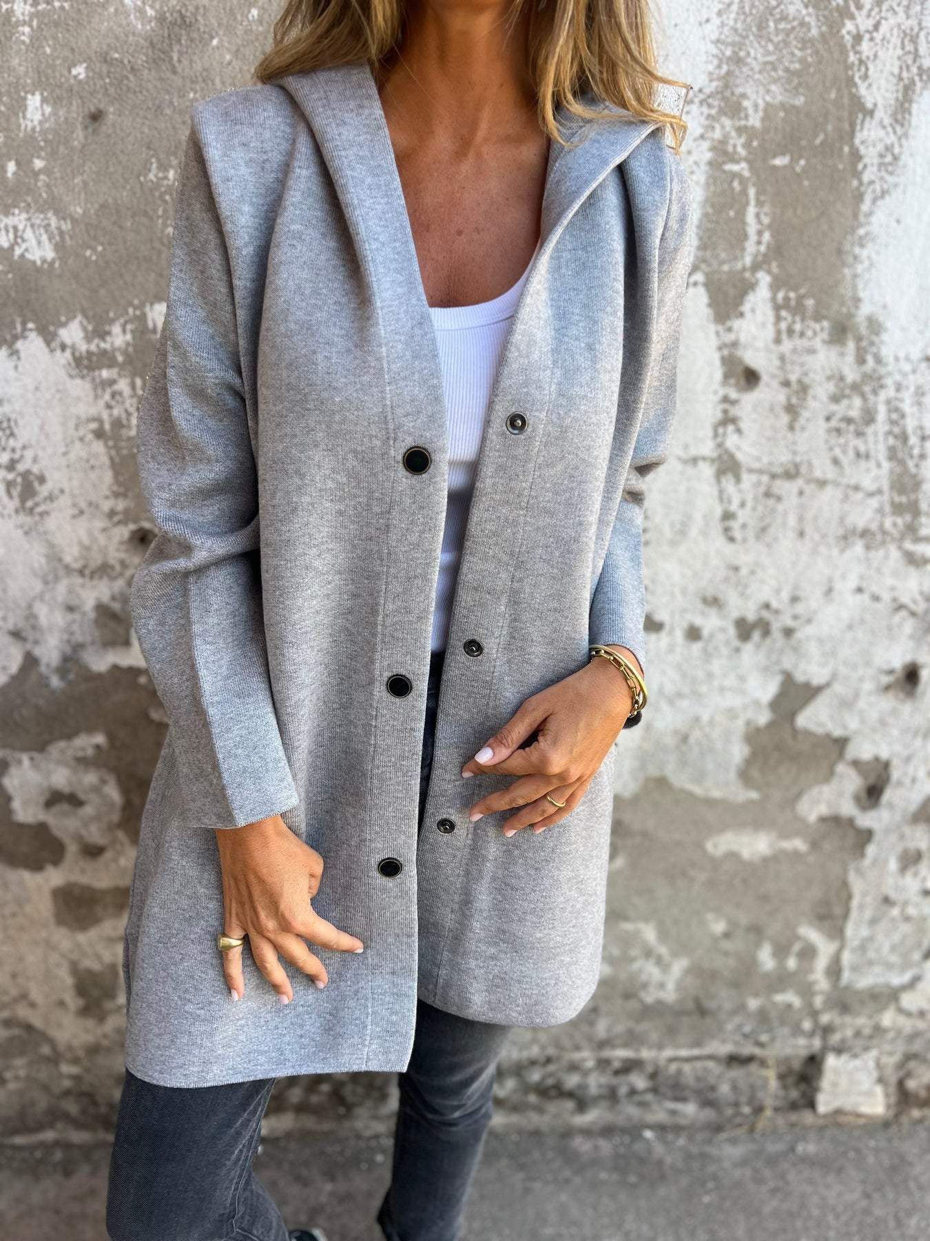 BorealisShield™ — Own Every Storm with Lightweight Warmth and Unmatched Style