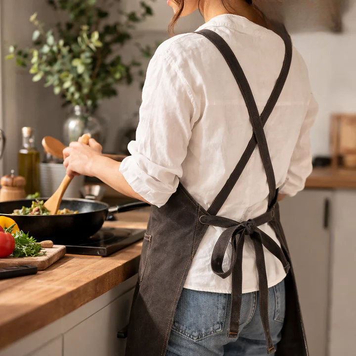 Canvas Craft Apron | Crossback Straps | Tool Accessory Pockets | HandHaven